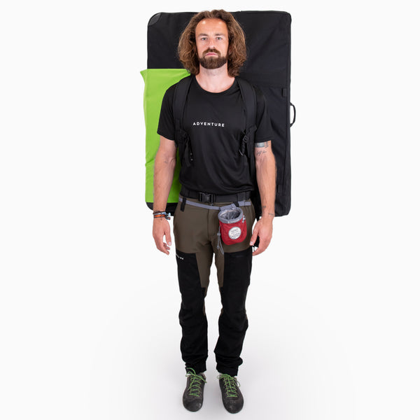 ENDURANCE BLACK TEE