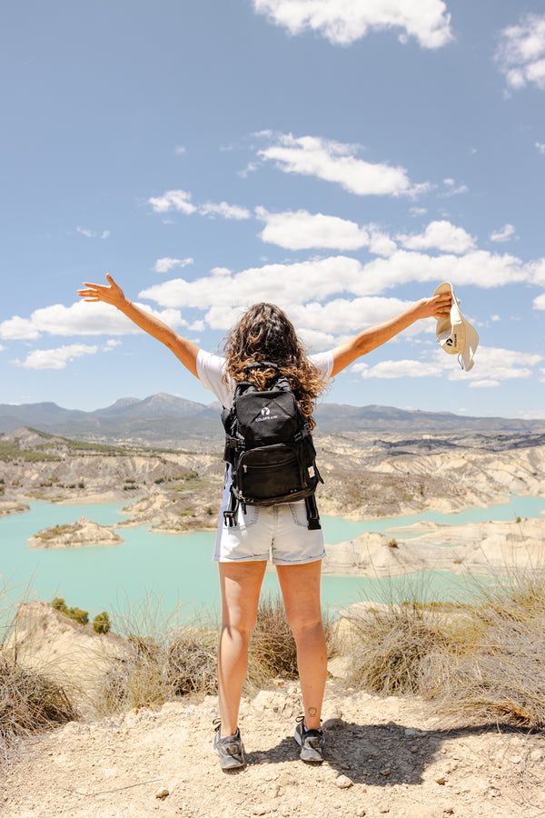 MOUNTAIN BACKPACK